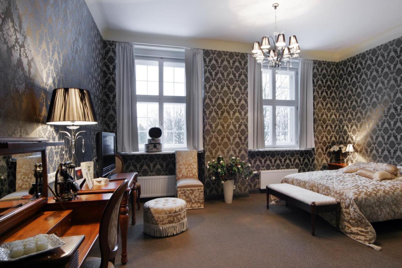 Malpils Manor Hotell Rum bild